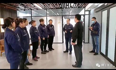 候榮國博士與技術部部分員工合影 候榮國博士與技術部部分員工合影